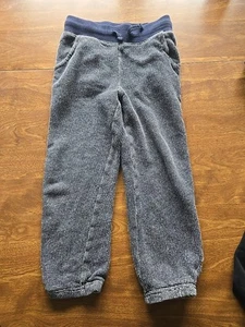 BOYS 6 SWEATPANTS. LOT OF 2. - Picture 1 of 8