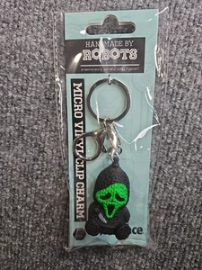 Ghost Face (Green) Handmade By Robots micro vinyl Clip Charm,Keychain BRAND NEW - Picture 1 of 9