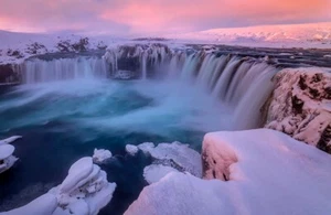 Fotomurale-TESSUTO NON TESSUTO-CASCATA-(8261S)-Parete-Scarta da parati-Su misura-Oceano Cascata Montagna XXL - Foto 1 di 3