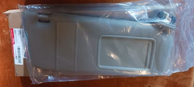 Dorman 74059 right / passenger Sun Visor, 2007-2011 Toyota Camry, 04002-30306-E0 - Изображение 1 из 4