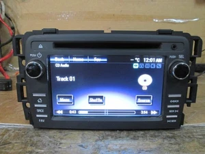 13 14 Chevy Traverse Radio CD Player Receiver Display Screen 23441389 - Picture 1 of 9
