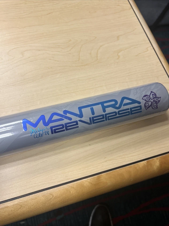 Murciélago lanzamiento rápido RAWLINGS Mantra reverso Jocelyn Alo EDICIÓN LIMITADA 33 pulgadas -10 nuevo Foto 1 de 4