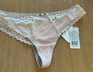 Thong new by Freya Daisy Lace in Peach NOW HALF PRICE - Picture 1 of 2