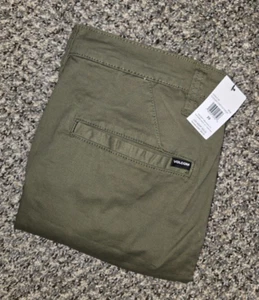 Volcom Men's Shorts Frickin Modern Flat Front Casual Olive Size 30 NWT NEW Skate - Picture 1 of 9