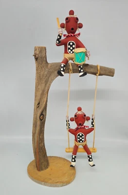 复古 Hopi Kachina - 2 Mudhead Kachinas 坐在树上,签名 17 — 第 1/4 张图片