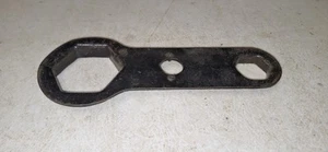 Ford VINTAGE ANTIQUE MODEL T CAR HUB CAP WRENCH ORIGINAL - Picture 1 of 6