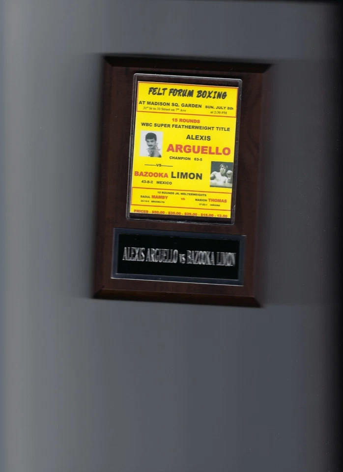 ALEXIS ARGUELLO vs BAZOOKA LIMON PLACA CAMPEÃ DE BOXE - Imagem 1 de 1