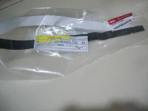 KIA FORTE 14 15 16 REAR DOOR BLACK OUT TAPE UPPER FRAME RH DOOR NEW OEM - Foto 1 di 1
