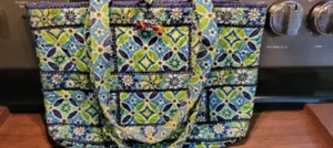 Tote Vera Bradley Daisy Daisy Purse Small Tic Tac Bag Retired USA Blue Green - Picture 1 of 14