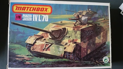 Matchbox 1/76 Jagdpanzer IVL/70 vintage model kit 40087 - Image 1 of 3