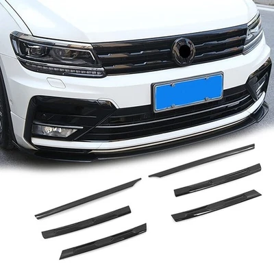 Tira de parrilla central delantera negra brillante para Volkswagen Tiguan 2018-2021 Foto 1 de 4