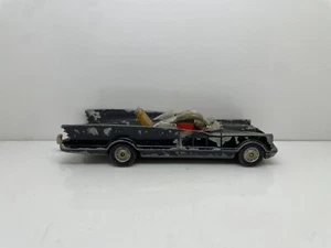 CORGI TOYS BATMAN BATMOBILE SPARES OR REPAIR 1:36 6 - Picture 1 of 6