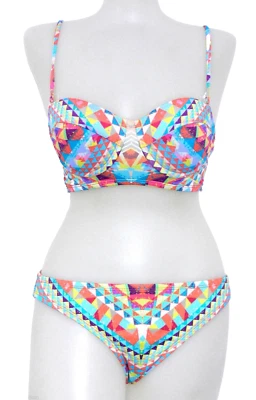 Bar III Pequeño 2 Piezas Geométrico Multicolor Con Aros Bikini Traje de Baño Nuevo con Etiquetas Pequeño Foto 1 de 4