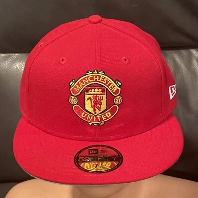 NWT Manchester United Fitted Hat LOGO New Era 7 1/8 Soccer Red 5950 EPL Cap NOS - Image 1 of 4