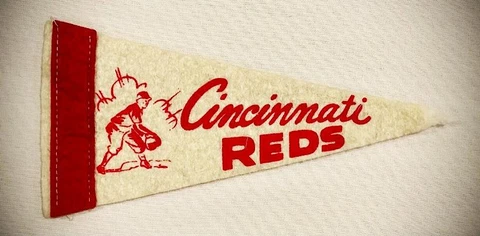 1950's CINCINNATI REDS PENNANT MINI SOFT FELT ~ VERY RARE Cover