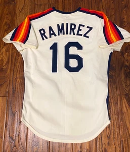 Rafael Ramirez 1989 Houston Astros Game Used Worn Alamo Rainbow Shoulder Jersey - Bild 1 von 8