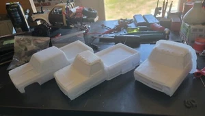 First Gen Scx24 DODGE RAM 250 REG CAB AXIAL TRUCK BODY & MAGNETIC MOUNTS - Picture 1 of 10