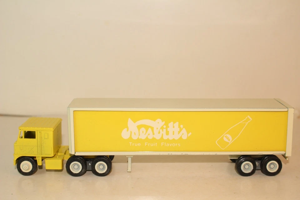 Winross Nesbitt's Semi Truck, Yellow - Image 1 of 4