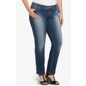 Torrid premium denim medium wash boyfriend jeans - Picture 1 of 9