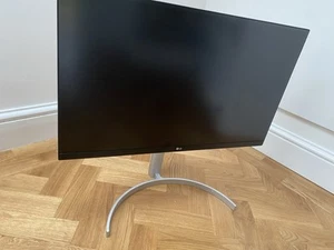 LG 27UL850-W 27 Inch UHD (3840 x 2160) 4K UHD VESA Display HDR 400 IPS USED - Photo 1/13