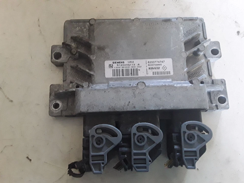 CENTRALINA MOTORE ECU PER RENAULT Twingo II serie 8200774747 Benzina 1200 (07>1 - Immagine 1 di 1