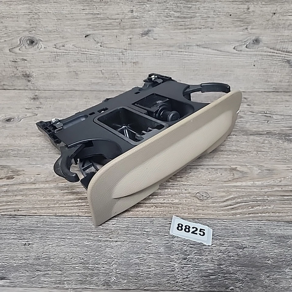 Portavasos beige Ford Crown Victoria Mercury Grand Marquis 2003-2011 Foto 1 de 4