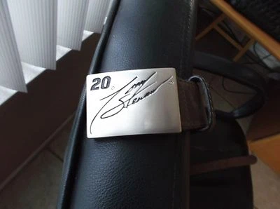 Sujetador Imagen Tony Stewart #20 Cinturón de Cuero con Hebilla de Metal, Talla 36 Cintura Foto 1 de 4