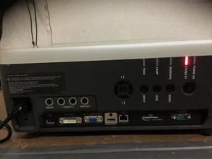 Canon WUX6000 Projector ** FOR PARTS** - Picture 1 of 6