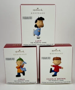 3 Mini Hallmark Ornaments - 2020 Peanuts Gang - Lucy Linus & Charlie Brown - NIB - Picture 1 of 6