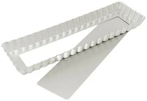 Fat Daddio's Oblong Tart Pan 13.75" x 4.25" x 1" Removable Bottom - Picture 1 of 1