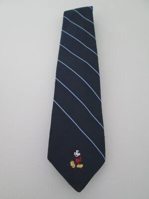 Corbata Cervantes Mickey Mouse 100% Seda Azul Marino Rayas De Colección Icónica Hecha en EE. UU. Foto 1 de 4