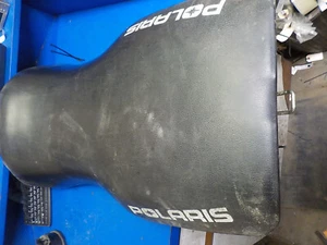 Asiento Polaris Sportsman 400/500/800/Big Boss 6x6 ¡Bonito! 2012-15 2684882-070 - Imagen 1 de 6