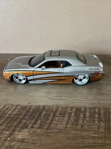 Maisto 1/24 Dodge Challenger 31327 - Picture 1 of 9