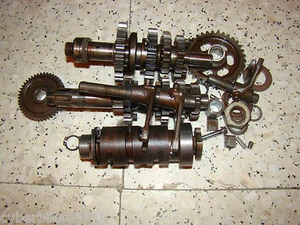 SUZUKI 125 GN - MECANISME BOITE DE VITESSE - Picture 1 of 1