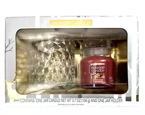 Yankee Candle Sparkling Cinnamon 3.7 Oz Jar and One Jar Holder Clear - Picture 1 of 7