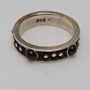 Sterling Silver 925 Ring Band with Red Stones Beaded Design Size 7 - Picture 1 of 6