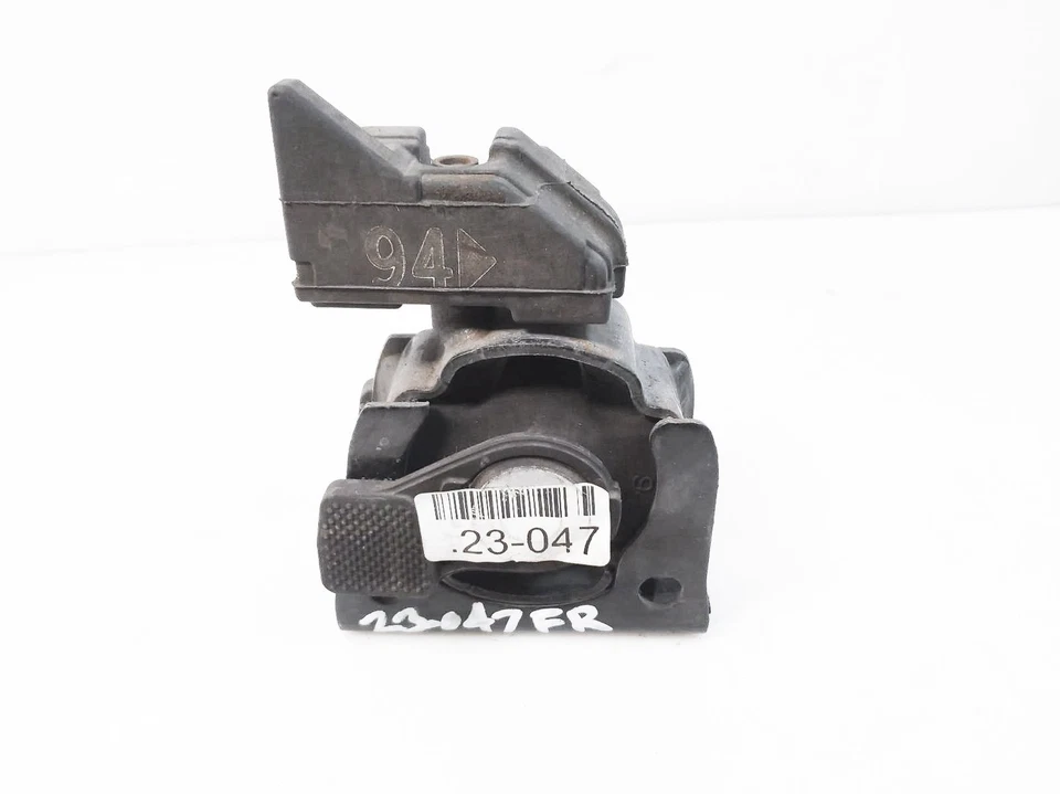 Toyota Prius V 2012-2014 montaje motor delantero 12361-37090 Foto 1 de 4