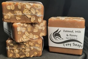 Oatmeal Milk & Honey, Grass fed Tallow & Goat Milk Homemade Artisan Soap - Picture 1 of 3