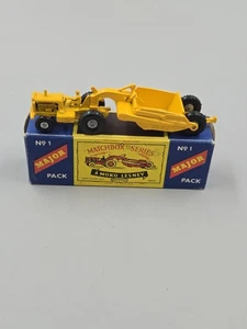 Vintage Matchbox Lesney Major Pack M-1 Caterpillar Earth Mover With The Original - Picture 1 of 20