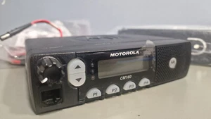 Nowa Motorola CM160 UHF MDM50RPF9AA2AN 438-470MHz 25-40W wersja High Power - Zdjęcie 1 z 6