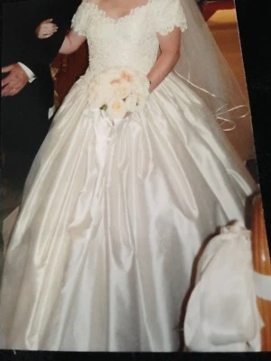 Vestido de novia Lázaro - Tonos de marfil - Seda Foto 1 de 4