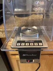 Blendtec ICB7 Commercial Smoother 20 amp Blender And Enclosure - Picture 1 of 11