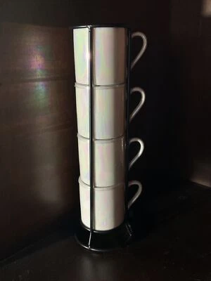 4 xícaras de café expresso de porcelana branca perolizada American Atelier com suporte de metal - Imagem 1 de 4