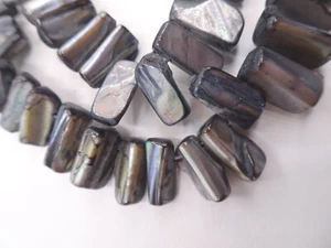 Perline rettangolari con guscio madreperla 14 1/2" Str blu/grigio lunghe 11-15 mm A271 DNG - Foto 1 di 6