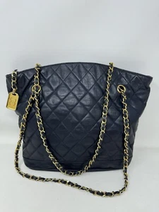 Authentic Vintage Chanel Navy Blue / Black Leather Shoulder Bag - Picture 1 of 12