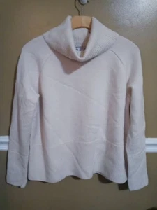 Athleta Cream Wool & Cashmere Turtle Neck Sweater Gorpcore Outdoor warm soft Med - Picture 1 of 5