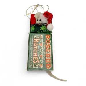 Vintage graue Maus in Nikolausmütze schlafend in Rosenknospe Streichholzschachtel Weihnachtsschmuck - Bild 1 von 5