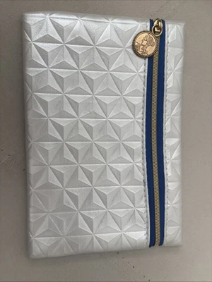 Bolsa de viagem IPSY branca texturizada maquiagem clutch ouro zíper forro azul - Imagem 1 de 3
