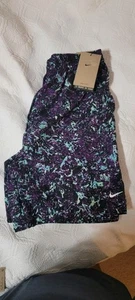 Nike NEW Boys Dri-FIT Training Shorts Purple Pockets standard fit Sz L KIDS - Picture 1 of 4