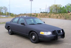 2009 Ford Crown Victoria 1-OWNER 146K P-71 POLICE INTERCEPTOR HD H.O RHINO COAT - Picture 1 of 12